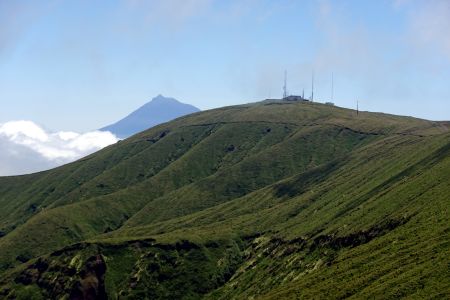 Nejvyší hory ostrovů Faial a Pico